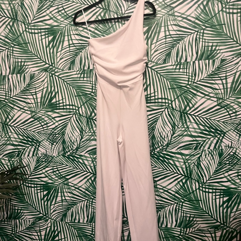 One shoulder Zara jumpsuit✨